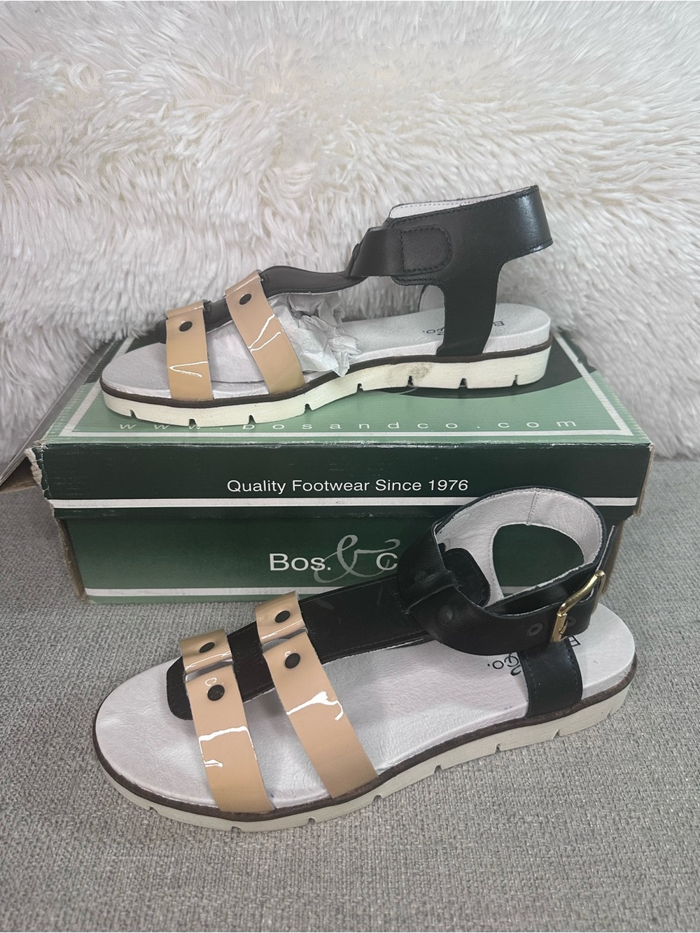 New Women’s Bos & Co Light Brown and Black Sandals